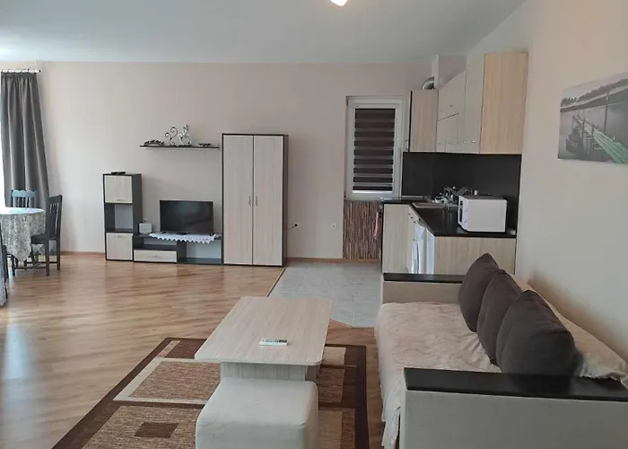 амира 2 Apartment